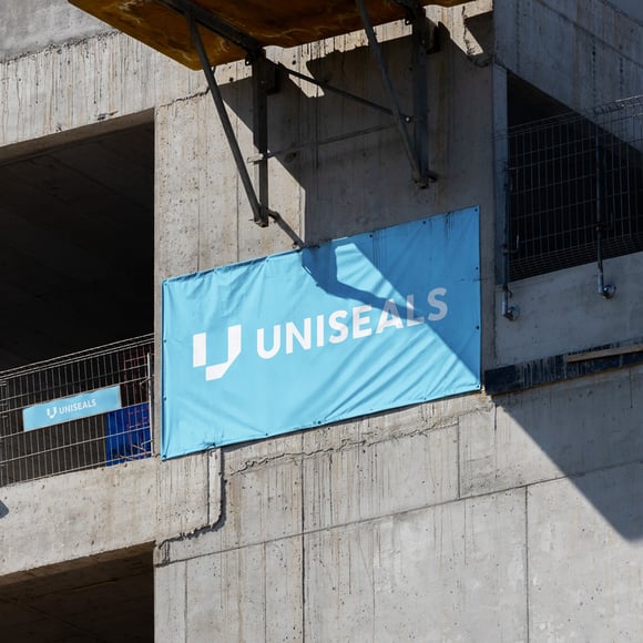 Kundecase - UniSeals og FXA: en skarp kommunikationsstrategi og et nyt visuelt univers