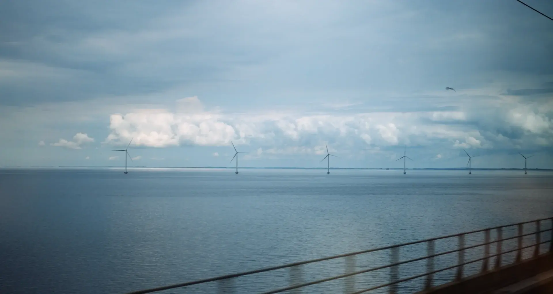 FXA-Website-Cases-Uniseals-Water-Train